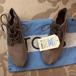Toms shoes, tags still on never worn.